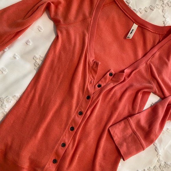 Peach sweater with matching spaghetti strap flower print shirt - Picture 6 of 10